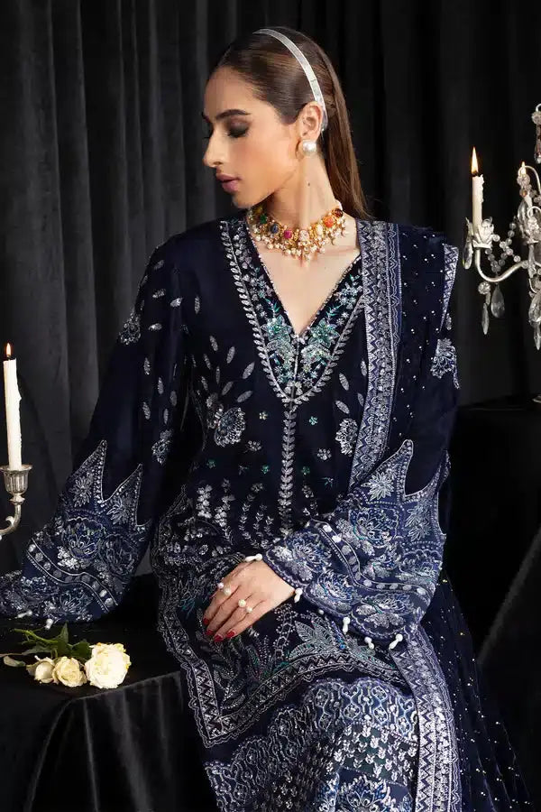Nureh | Maya Velvet 23 | Safeena - Pakistani Designer Dress - by Nureh | Type: Formal - 100% Original at Saira Sultan