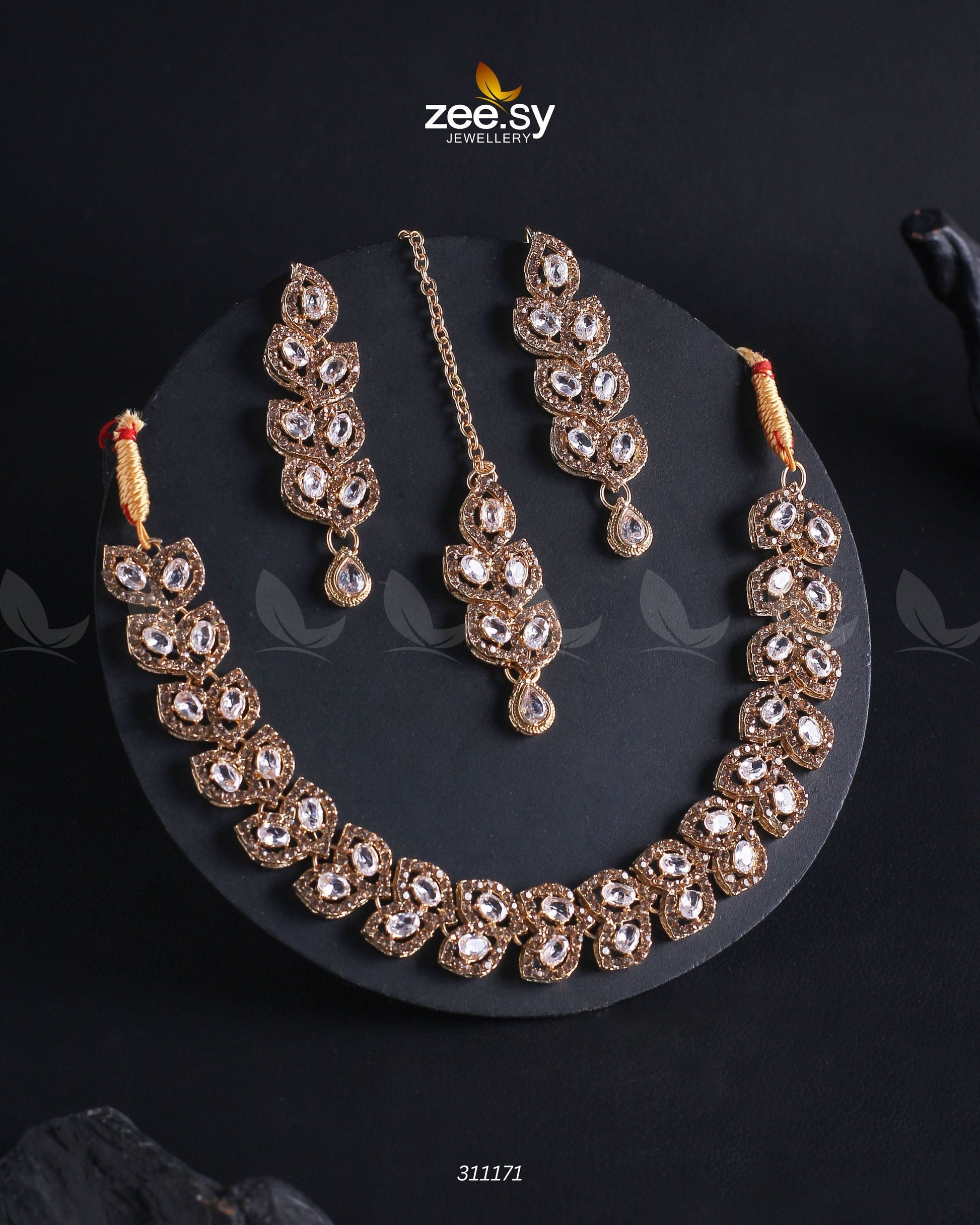 Elara Necklace Champagne & White