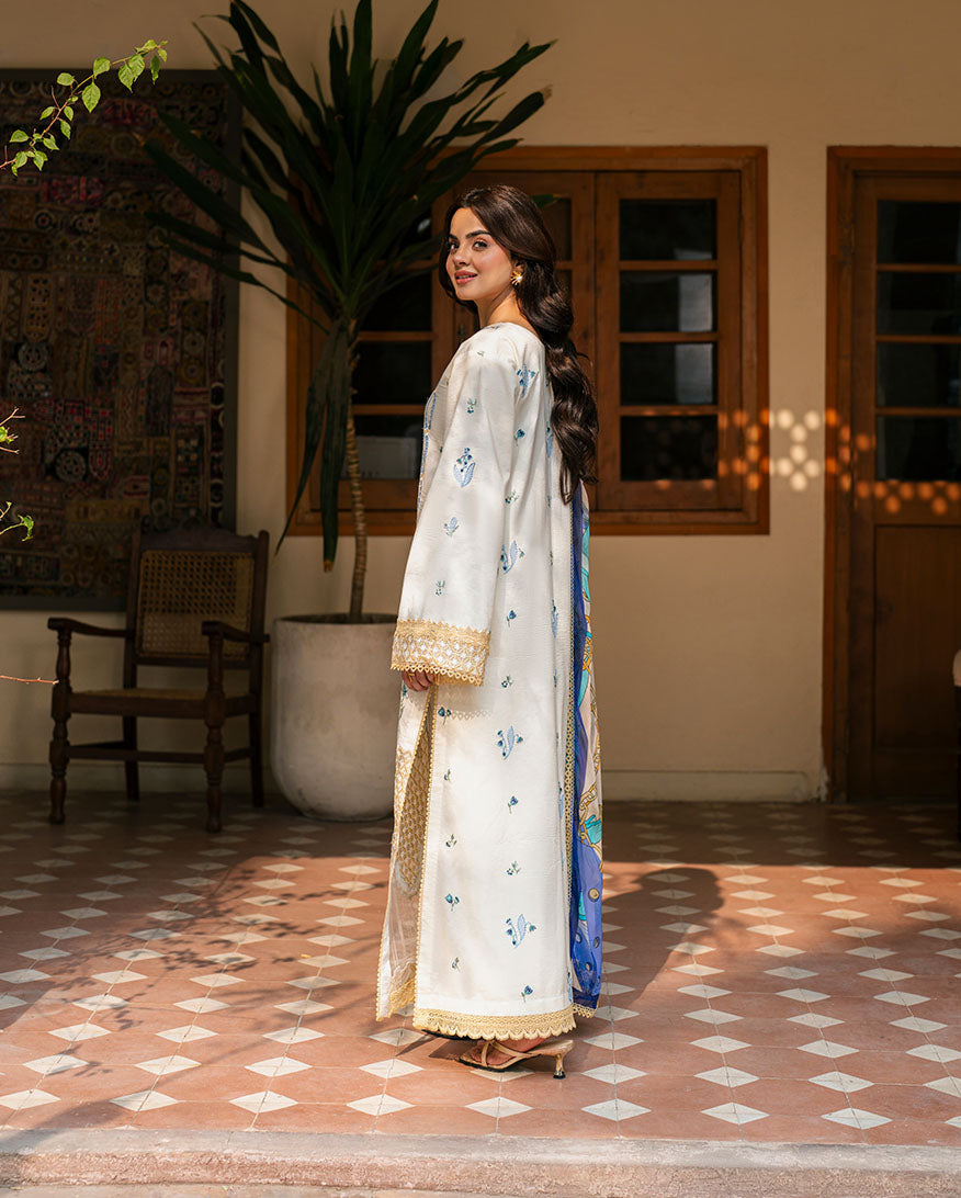 Roheenaz | Aashiyana Lawn | Zoya S Ivory Lawn