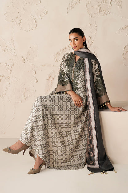 Baroque | Luxury Pret 25 | UF-4302 by Baroque - Designer Dress - Type : Ladies Clothes - Available at Saira Sultan - 100% Original 