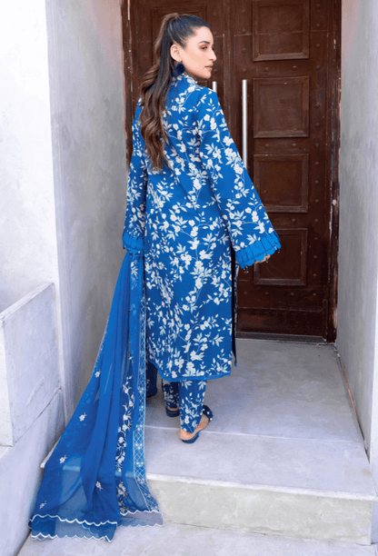 Humdum | Gardenia Lawn 24 | PLG 3 - D09 - Pakistani Designer Dress - by HumDum | Type: Luxury - 100% Original at Saira Sultan