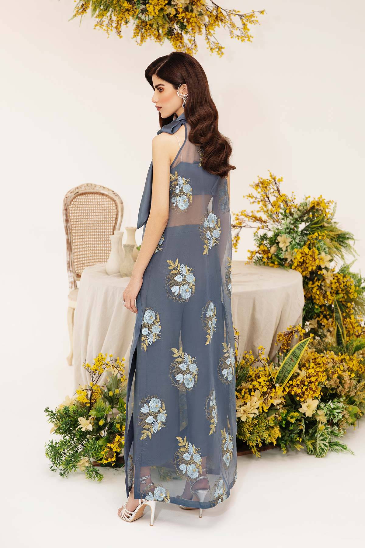 Mina Kashif | Ala Mode Luxury Formals 23 | Amaya - Pakistani Designer Dress - by Mina Kashif | Type: Formal - 100% Original at Saira Sultan