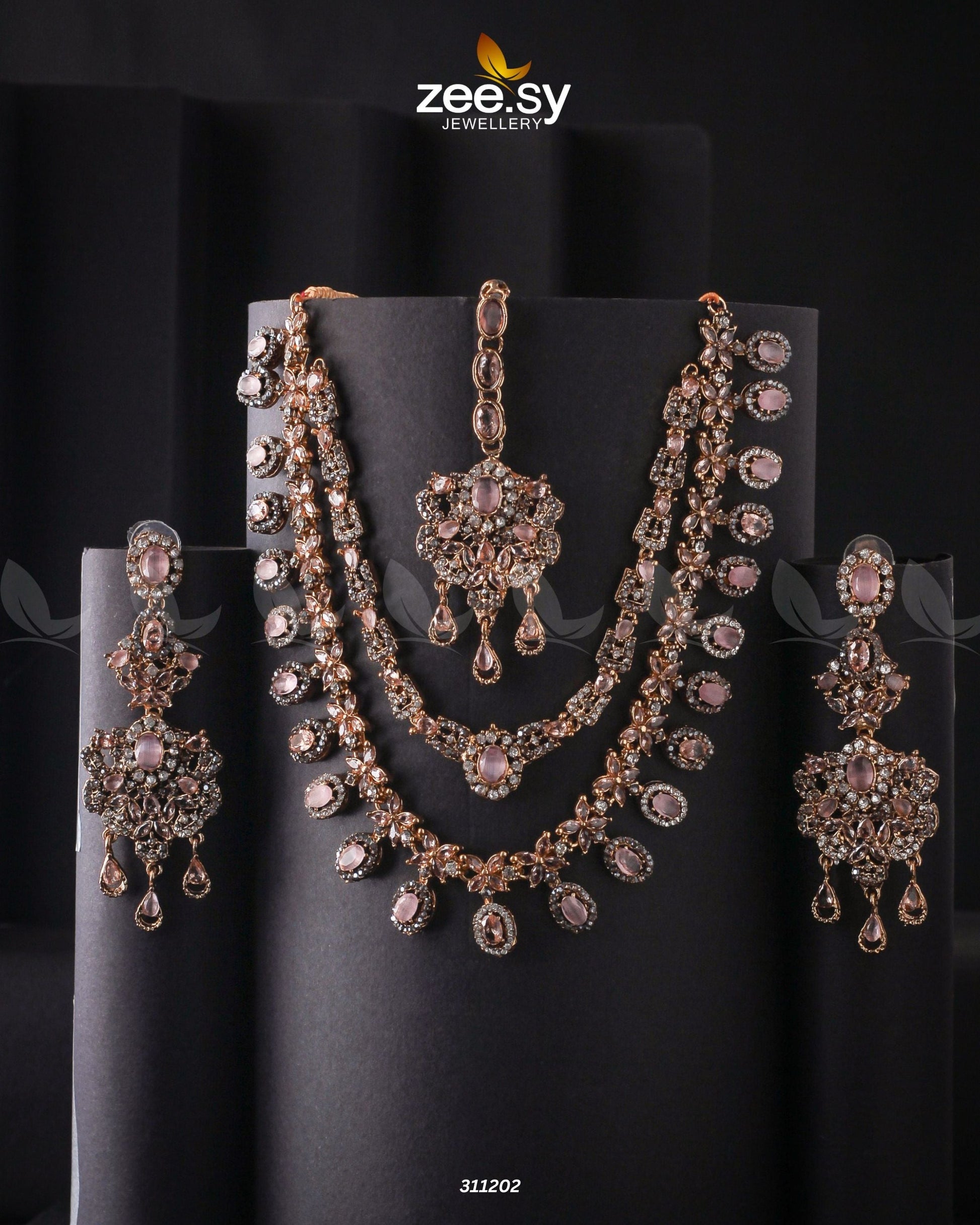 Zarqa Necklace Champagne & Mint Pink