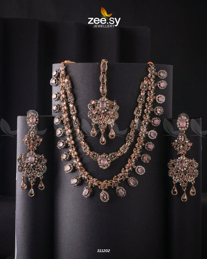 Zarqa Necklace Champagne & Mint Pink