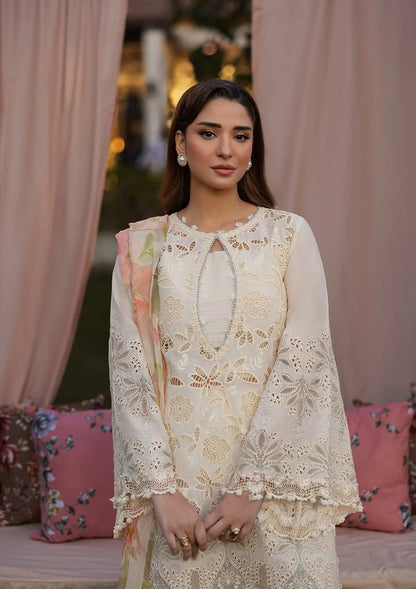 Kahf Premium | Luxury Lawn 25 | KLR-07 Miriam M Off White Lawn