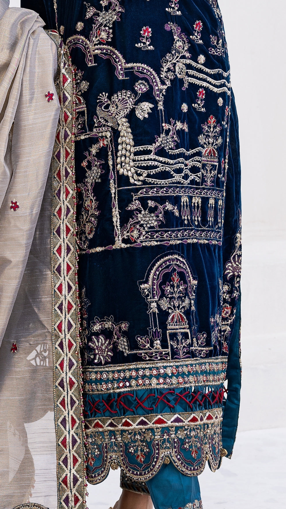 Zebtan | Andaz e Makhmal | ZAM-12 M Teal Blue Velvet