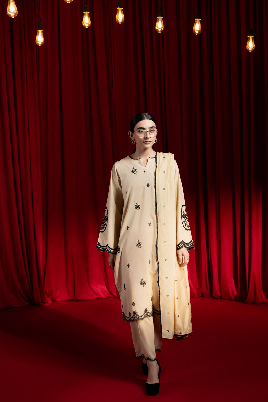 Bonanza Satrangi | Beige Jacquard 3 Piece (6S24C3P293) 12 Beige