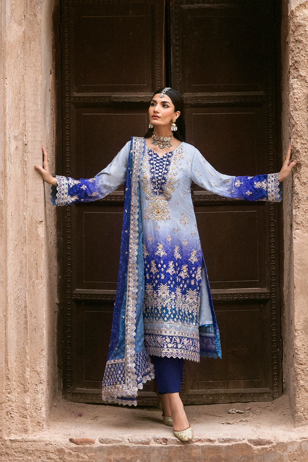 Emaan Adeel I The Empress Wedding Formals I AUREVIA - Pakistani Designer Dress - by Emaan Adeel - Type : Ladies Clothes - 100% Original at Saira Sultan