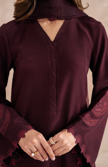 Seran | Eid Luxe Pret 25 | ARLEEN M Burgundy Raw Silk