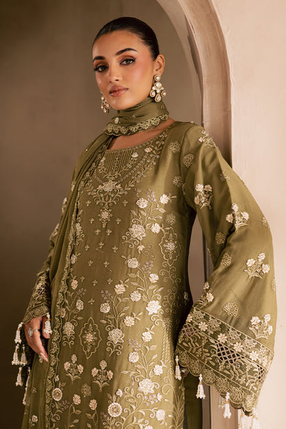 Emaan Adeel | Miraan luxury chiffon | DELARAM L Mehndi Green Chiffon