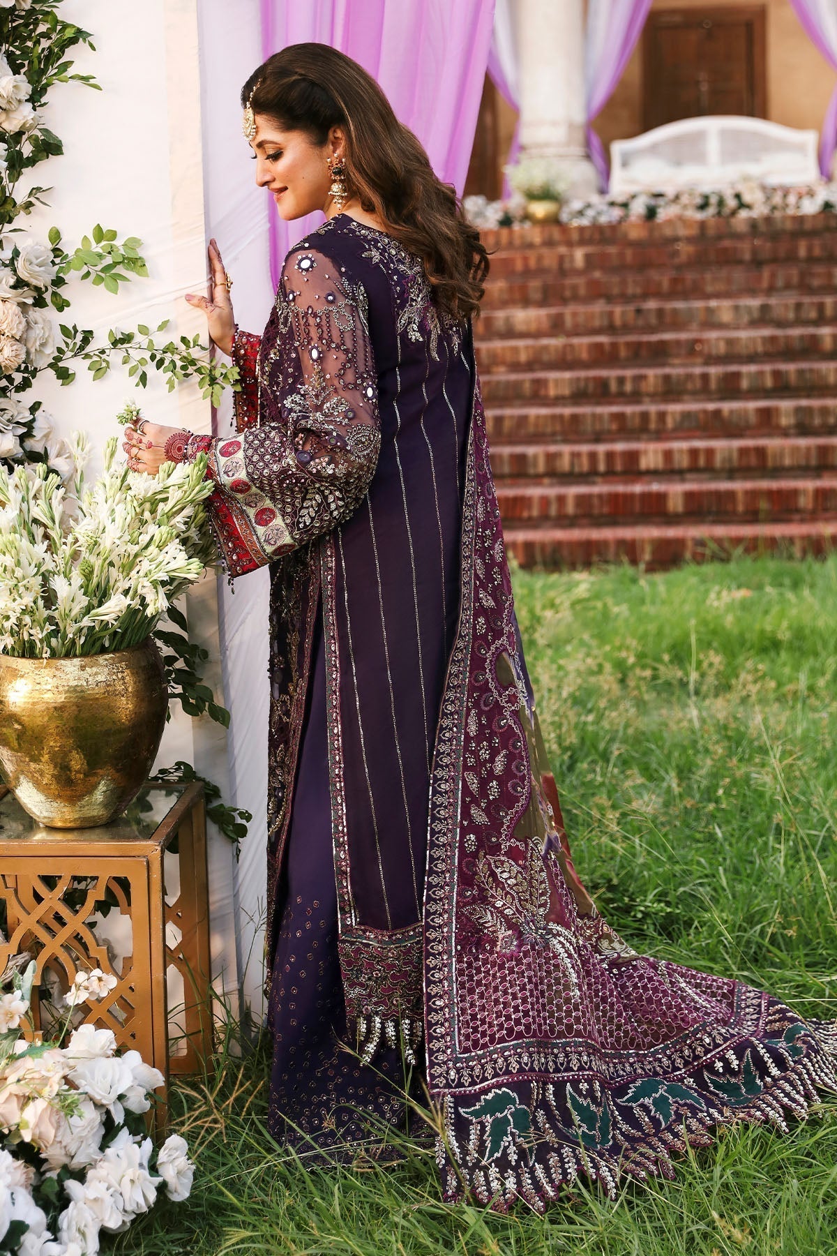 Nureh | Jhoomro Wedding Formals | NL-70 JAHAN - Pakistani Designer Dress - by Nureh | Type: Bridal - 100% Original at Saira Sultan