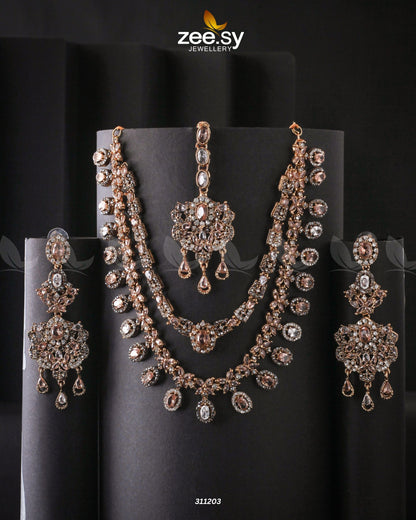 Zarqa Necklace Champagne