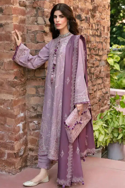 Jazmin | Dastaan Luxury Winter 23 | D5 - Pakistani Designer Dress - by Jazmin | Type: Luxury - 100% Original at Saira Sultan