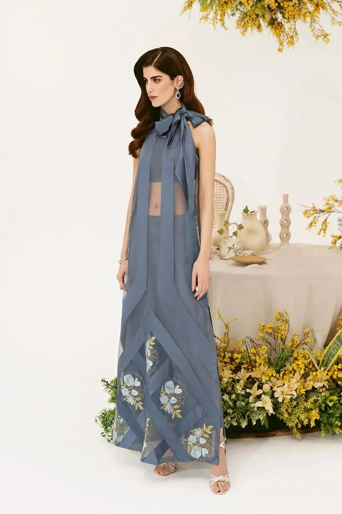 Mina Kashif | Ala Mode Luxury Formals 23 | Amaya - Pakistani Designer Dress - by Mina Kashif | Type: Formal - 100% Original at Saira Sultan