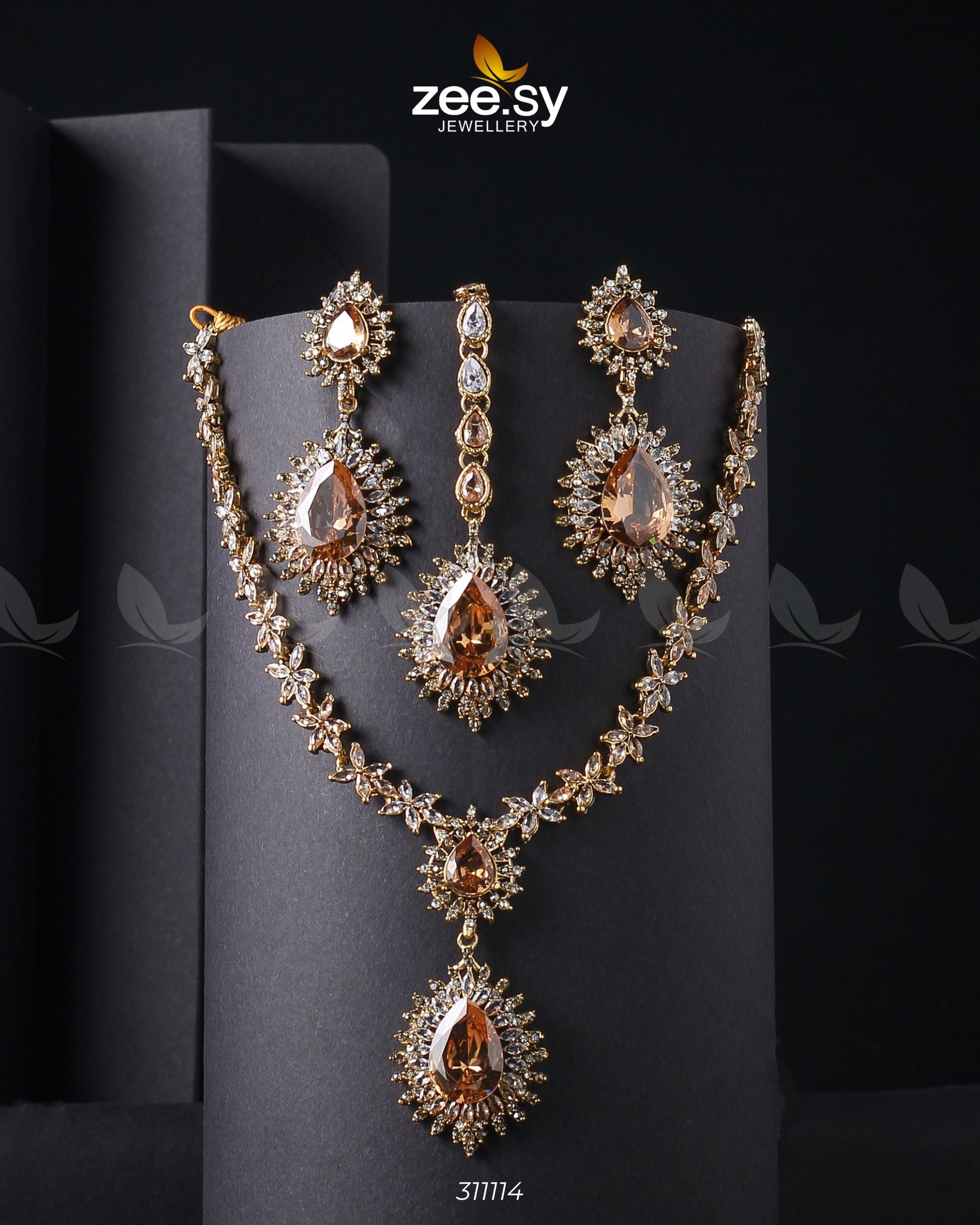 Zilla Necklace Golden Champagne