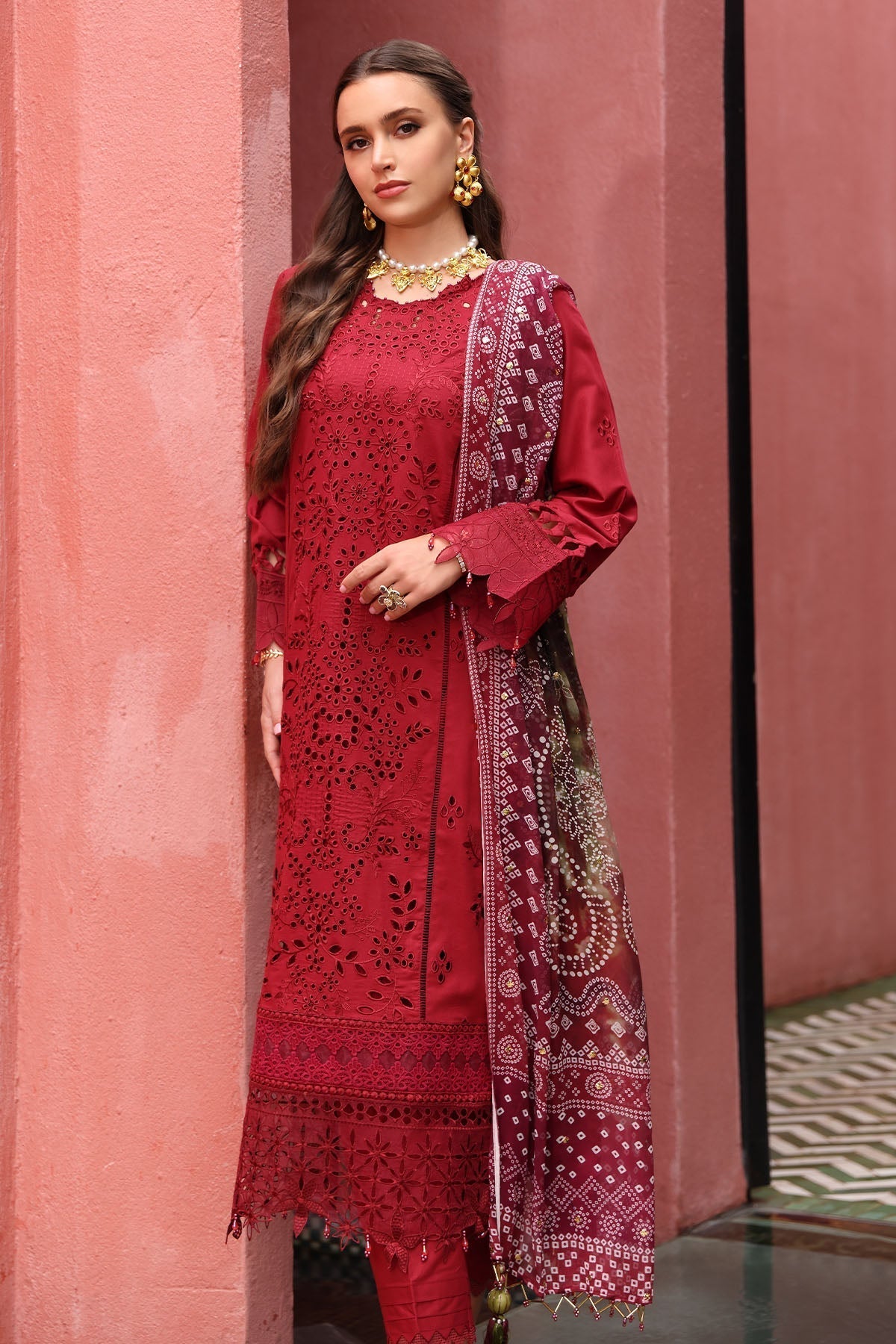 Nureh | Bazaar Lawn 25 | NE-109 XL Lawn Haute Red
