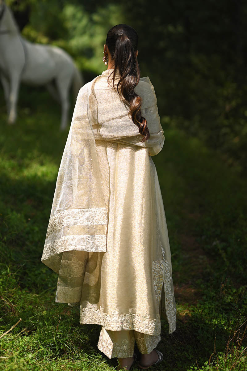 Hue Pret | Farasha Luxury Winter | Esmeray S Golden Pure Shimmer
