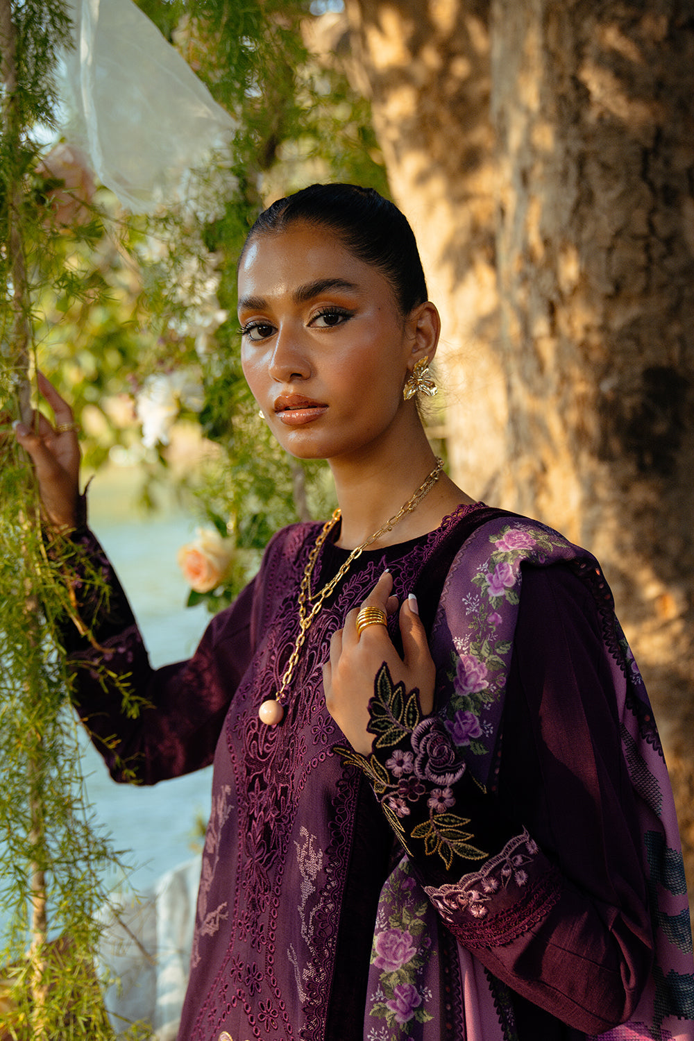 Saira Rizwan | Winter 2024 | RUNI-SRW24-02 M Purple Khaddar