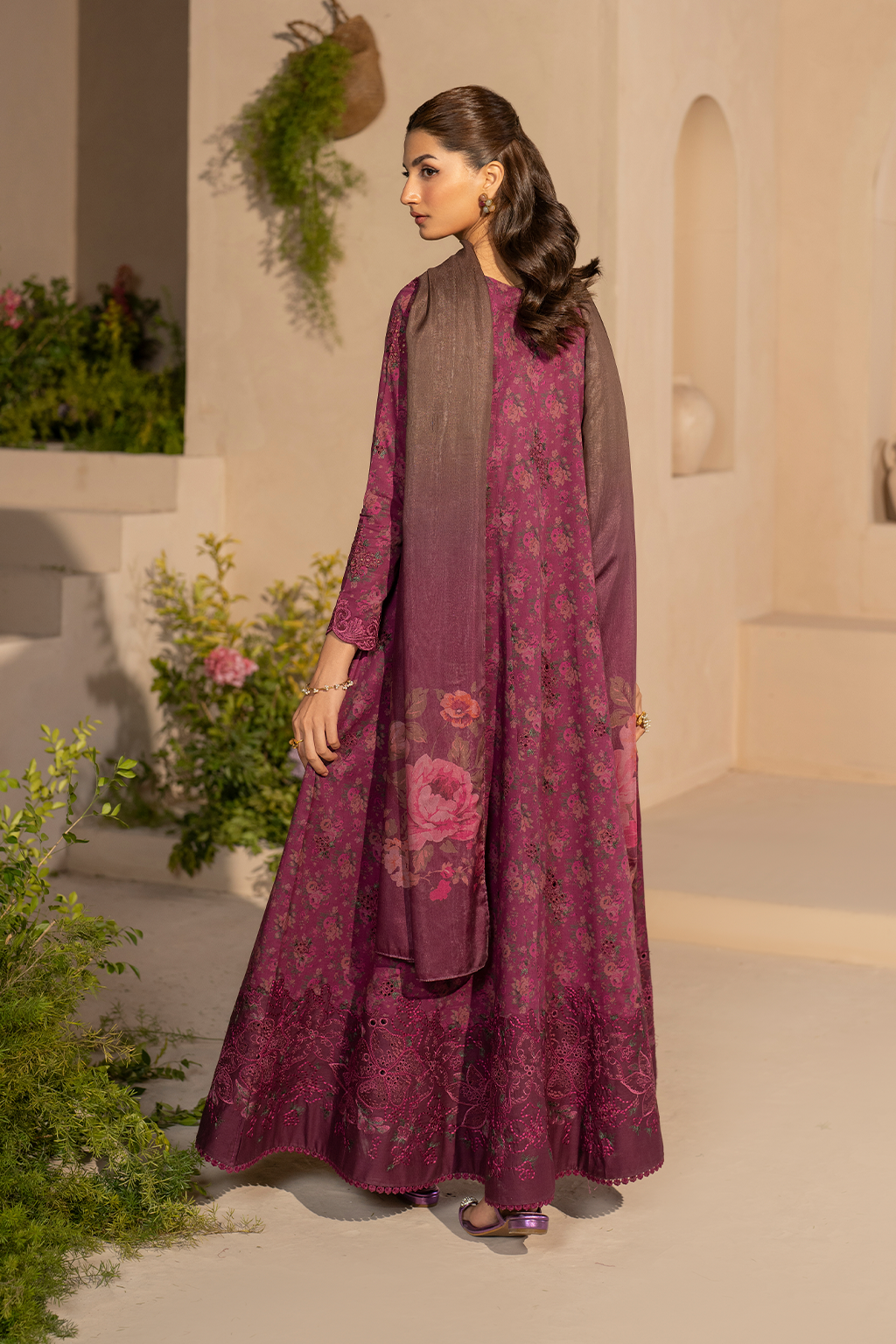 Iznik | Festive Lawn 25 | EFL-09 S Wine Lawn