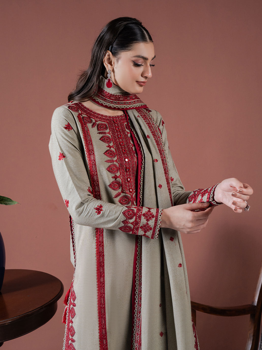 Faiza Faisal | Winter Edit 2024 | SAFFA XL Olive Green Karandi