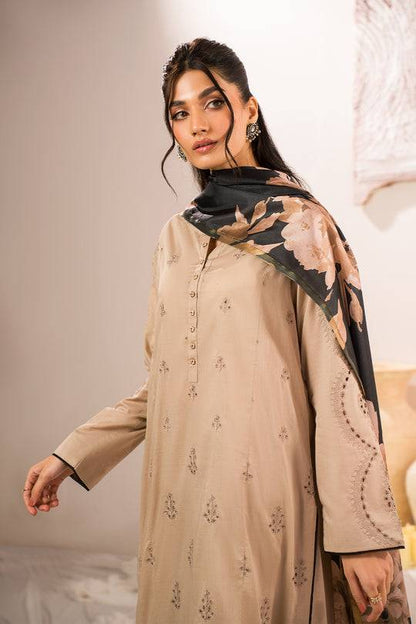 Iznik | Lawnkari 24 | UE-192 MESMERIC - Pakistani Designer Dress - by Iznik | Type: Formal - 100% Original at Saira Sultan