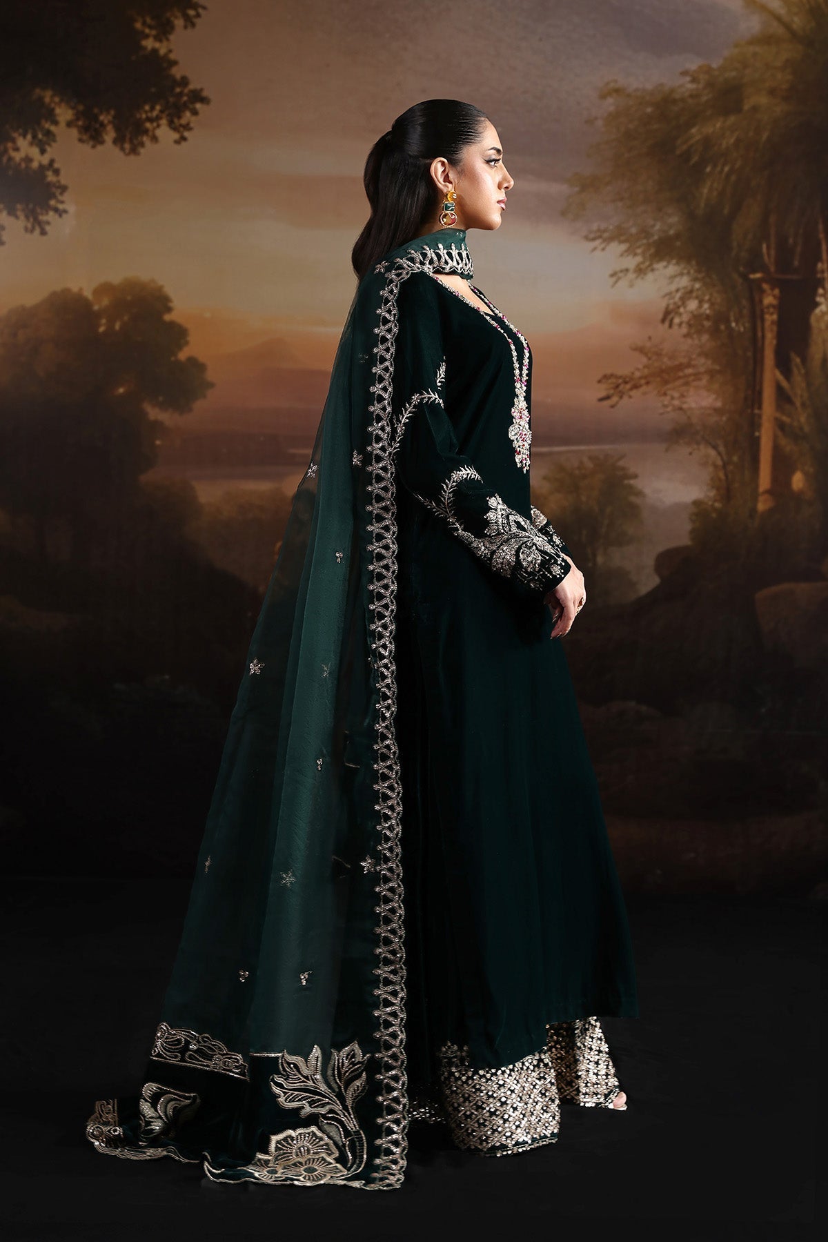 Alizeh | Lamour 25 | AF-VLT-2210-Vinni - Pakistani Designer Dress - by Alizeh - Type : Ladies Clothes - 100% Original at Saira Sultan