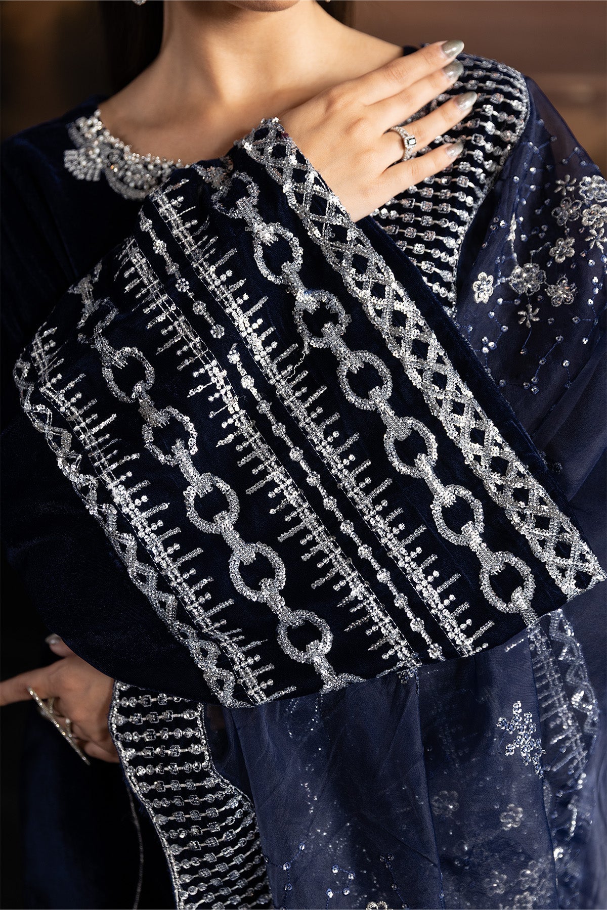 Alizeh | Lamour 25 | AF-VLT-2208-Velvetine - Pakistani Designer Dress - by Alizeh - Type : Ladies Clothes - 100% Original at Saira Sultan