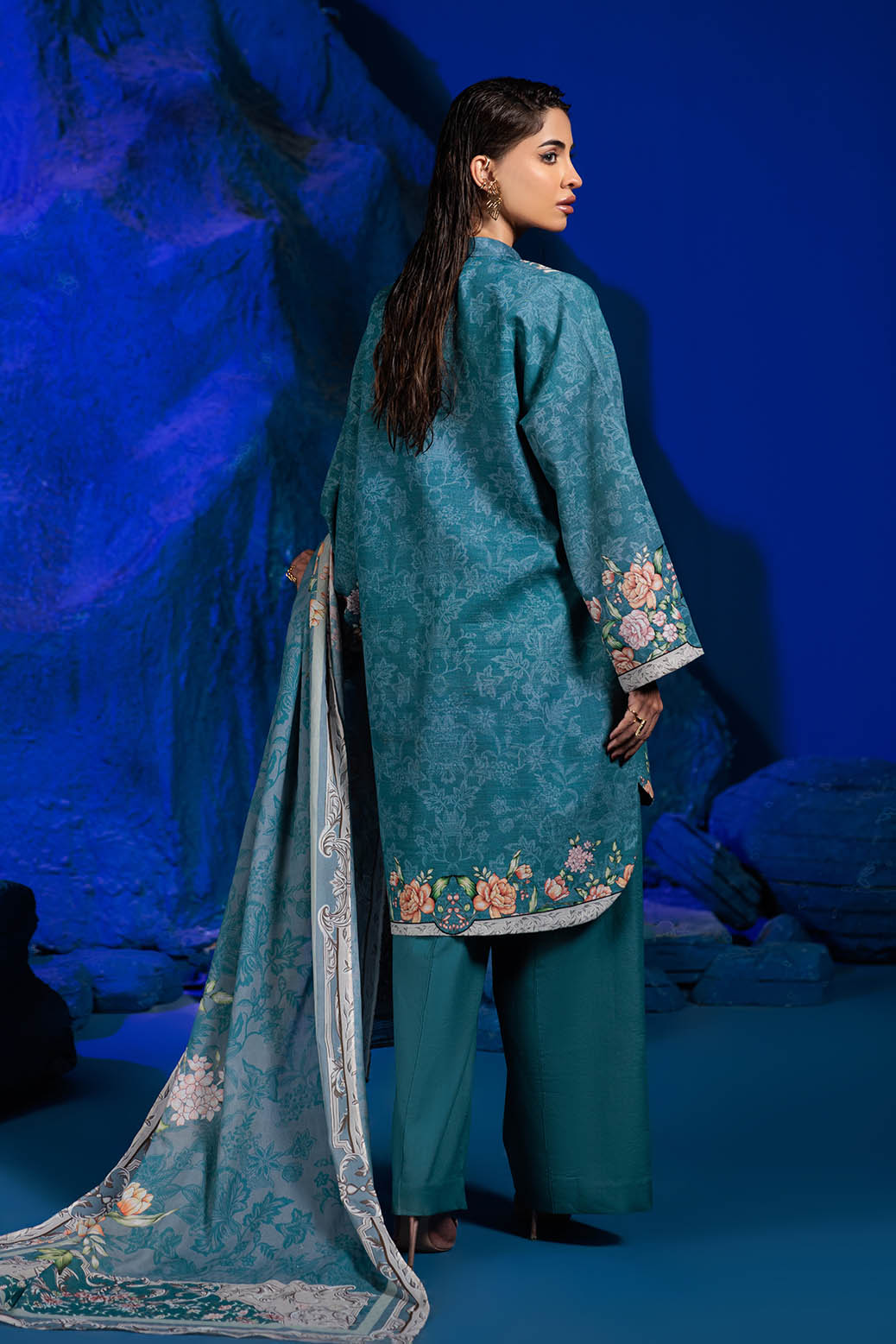 Bonanza Satrangi | Brilliant Blue 3 Pc (7W24P3P286)