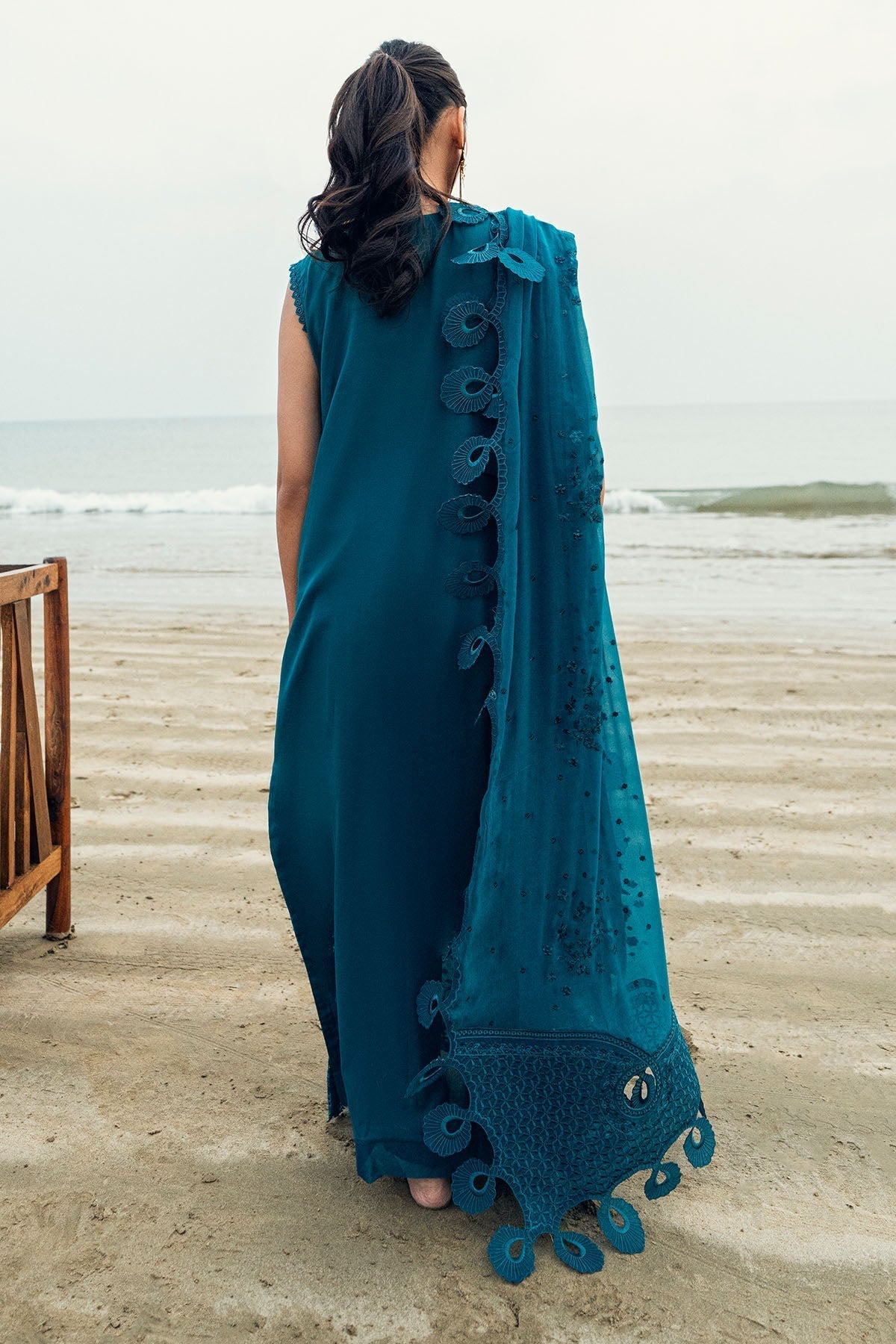 Nureh | Khuwab Luxury Lawn | NE-148 S Teal Blue Lawn