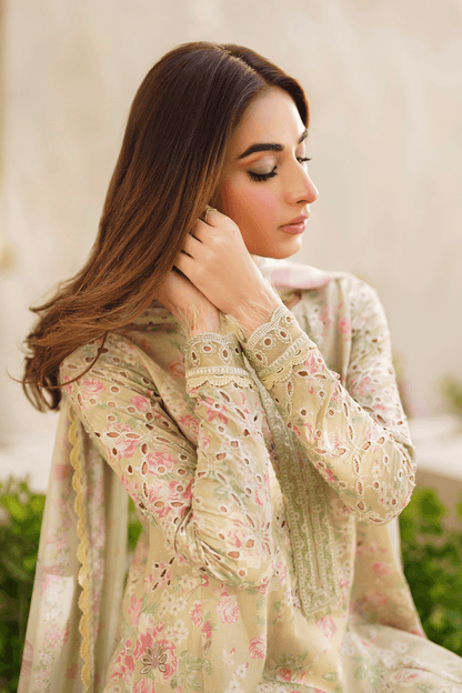 Iznik | Festive lawn 24 | SFL-05 - Pakistani Designer Dress - by Iznik | Type: Luxury - 100% Original at Saira Sultan