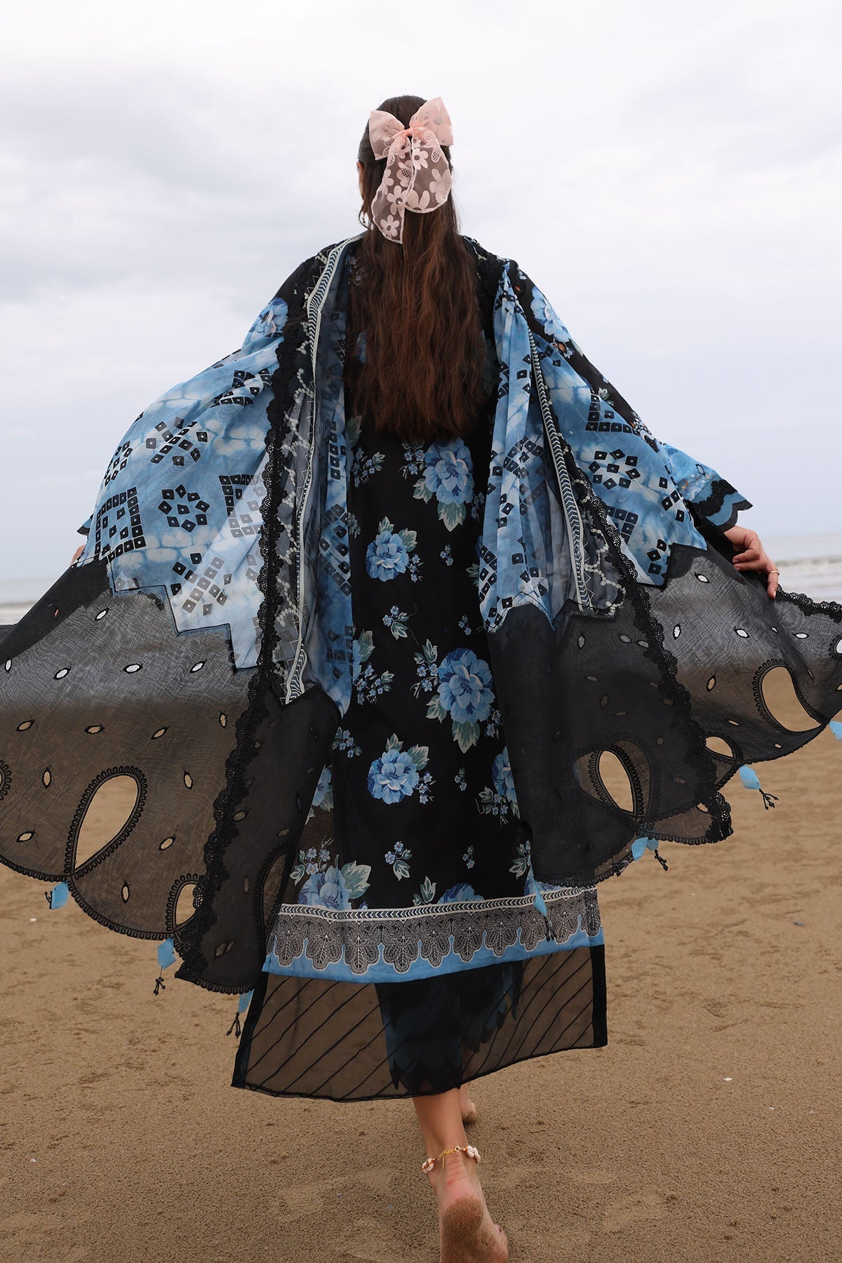 Nureh | Gardenia Embroidered Lawn 25 | NSG-171 S Black Lawn
