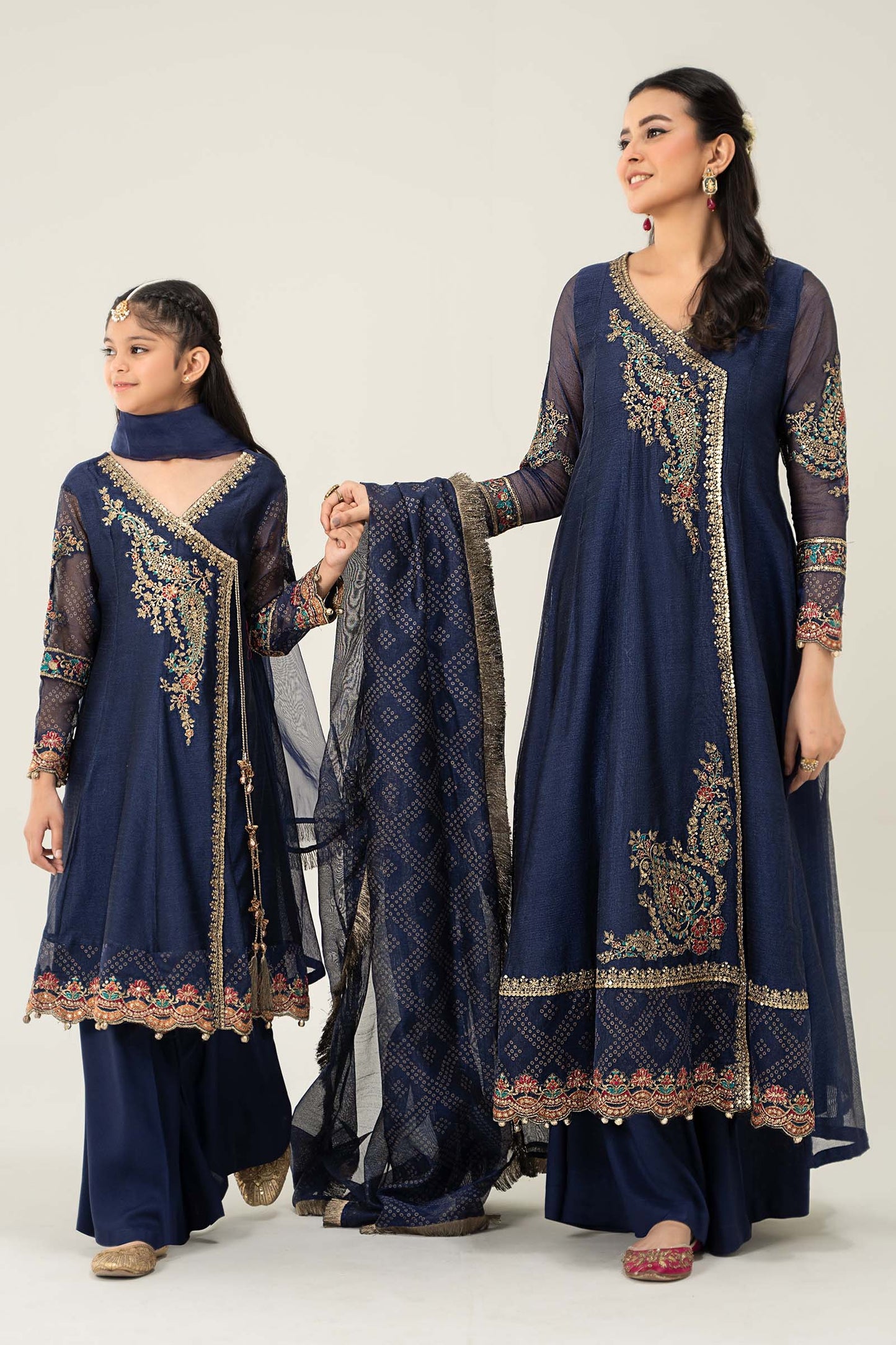 Maria B | 3 Piece Embroidered Paper Cotton Suit | MKD-W24-22 6-Apr Blue