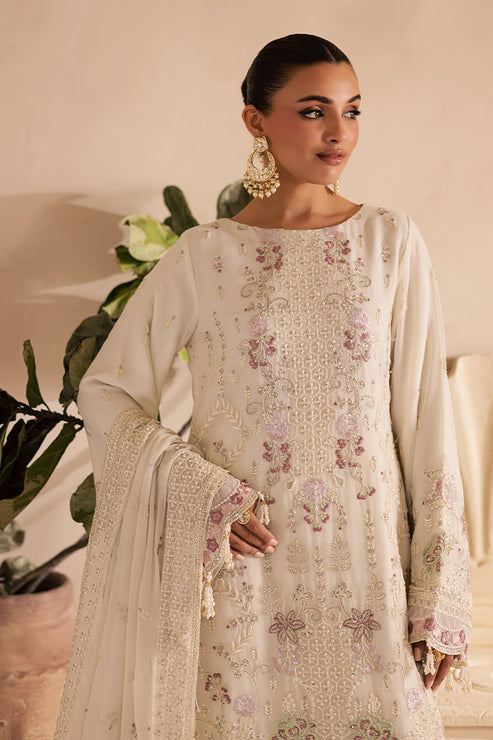 Emaan Adeel | Miraan luxury chiffon | ELANORA M Off White Chiffon