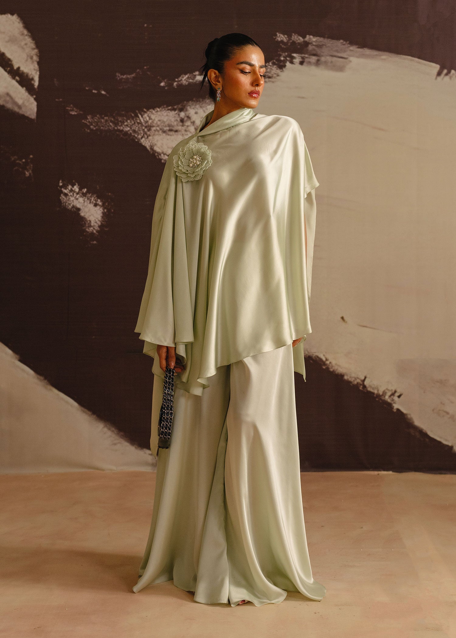 Mahgul | Eye of Cemal | Essence XS Sage Satin