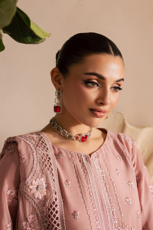 Emaan Adeel | Miraan luxury chiffon | AMALYA M Tea Pink Chiffon