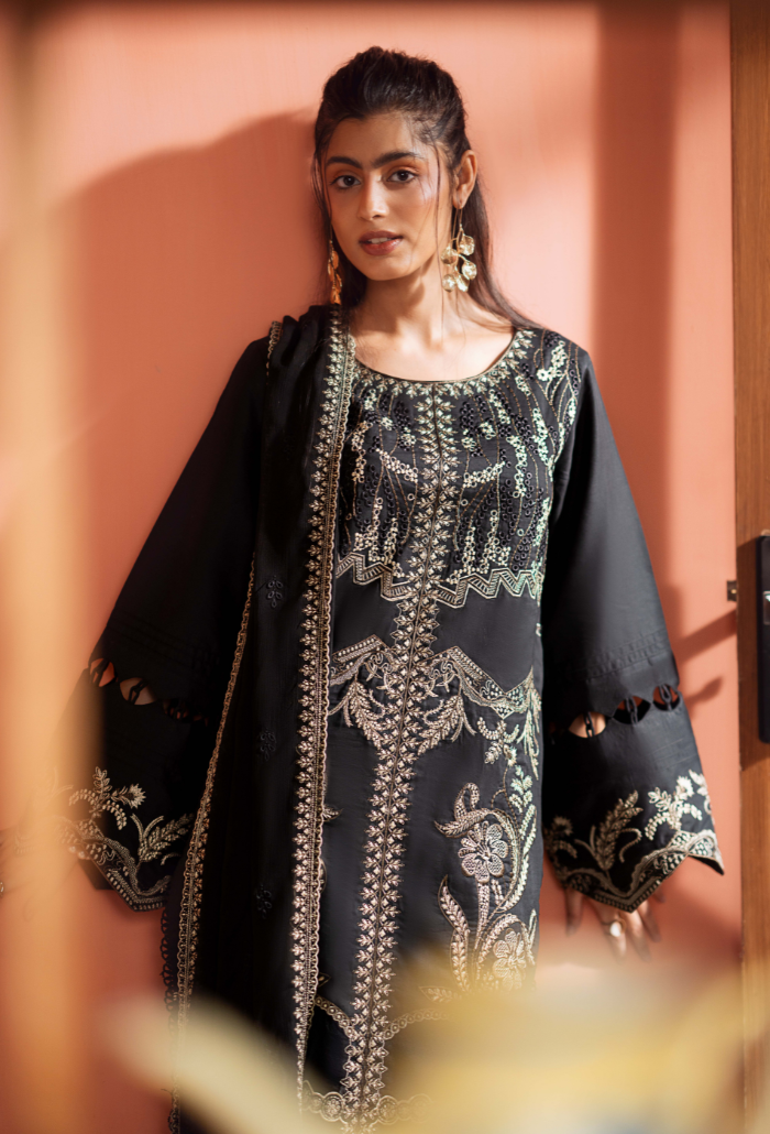 Humdum | Lala Rukh Lawn | Lalarukh - D03 M Black Lawn