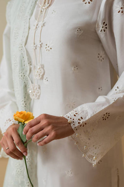 Cross Stitch | Chikankari Lawn Collection | P-06 - Pakistani Designer Dress - by Cross Stitch | Type: Luxury - 100% Original at Saira Sultan