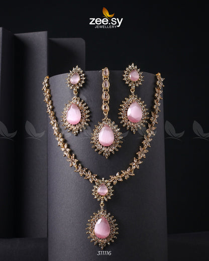 Zilla Necklace Golden Mint Pink