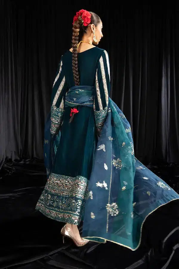 Nureh | Maya Velvet 23 | Lehar - Pakistani Designer Dress - by Nureh | Type: Formal - 100% Original at Saira Sultan