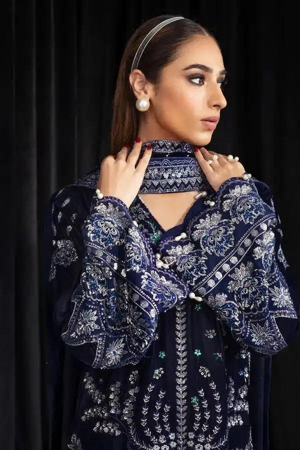 Nureh | Maya Velvet 23 | Safeena - Pakistani Designer Dress - by Nureh | Type: Formal - 100% Original at Saira Sultan