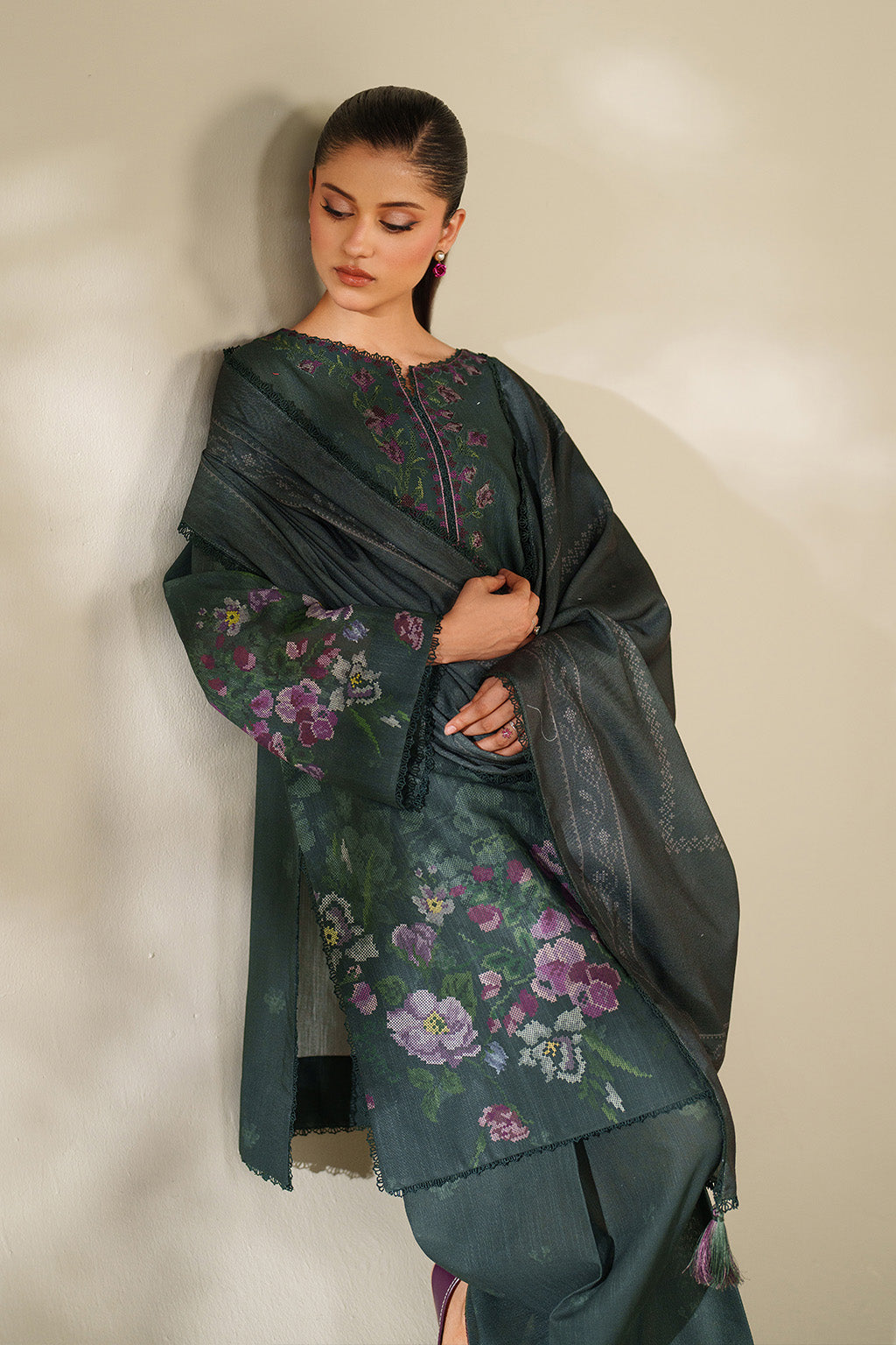 Iznik | Winter Chapter 25 | UE-567 Printed Khaddar by Iznik - Designer Dress - Type : Ladies Clothes - Available at Saira Sultan - 100% Original 