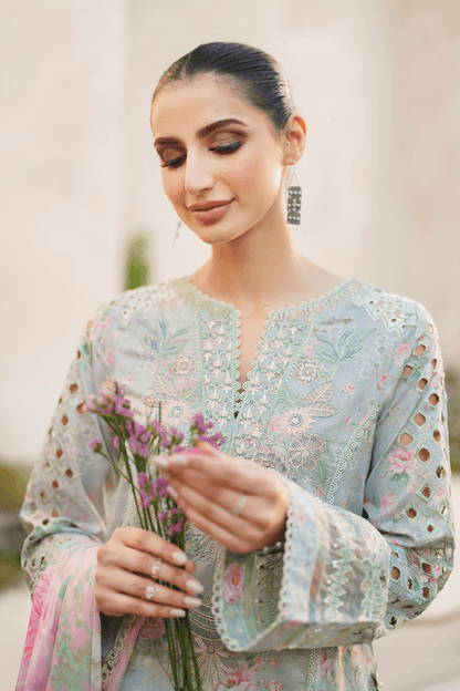 Iznik | Festive lawn 24 | SFL-07 - Pakistani Designer Dress - by Iznik | Type: Luxury - 100% Original at Saira Sultan