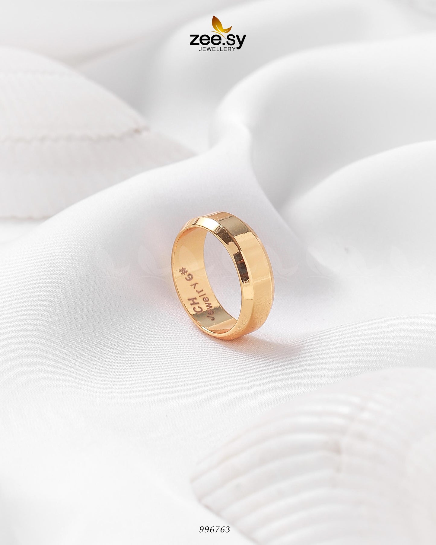 Domsley Ring Gold 16