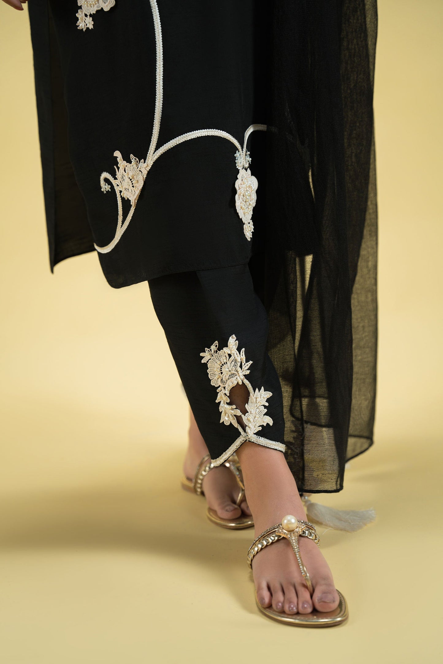 Ammara Khan | Sia 25 | D-11-B L Black Blended Silk