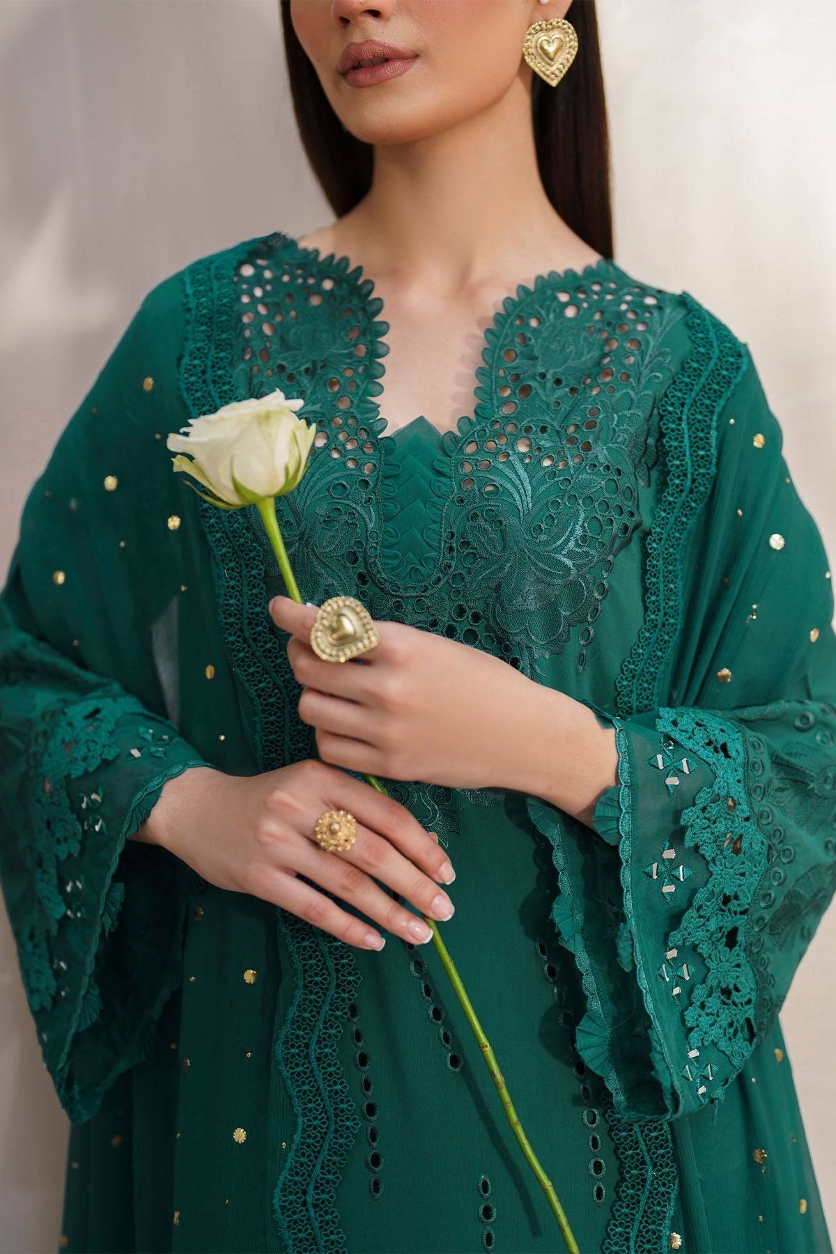 Nureh | Bazaar Lawn | NS-135 - Pakistani Designer Dress - by Nureh | Type: Luxury - 100% Original at Saira Sultan