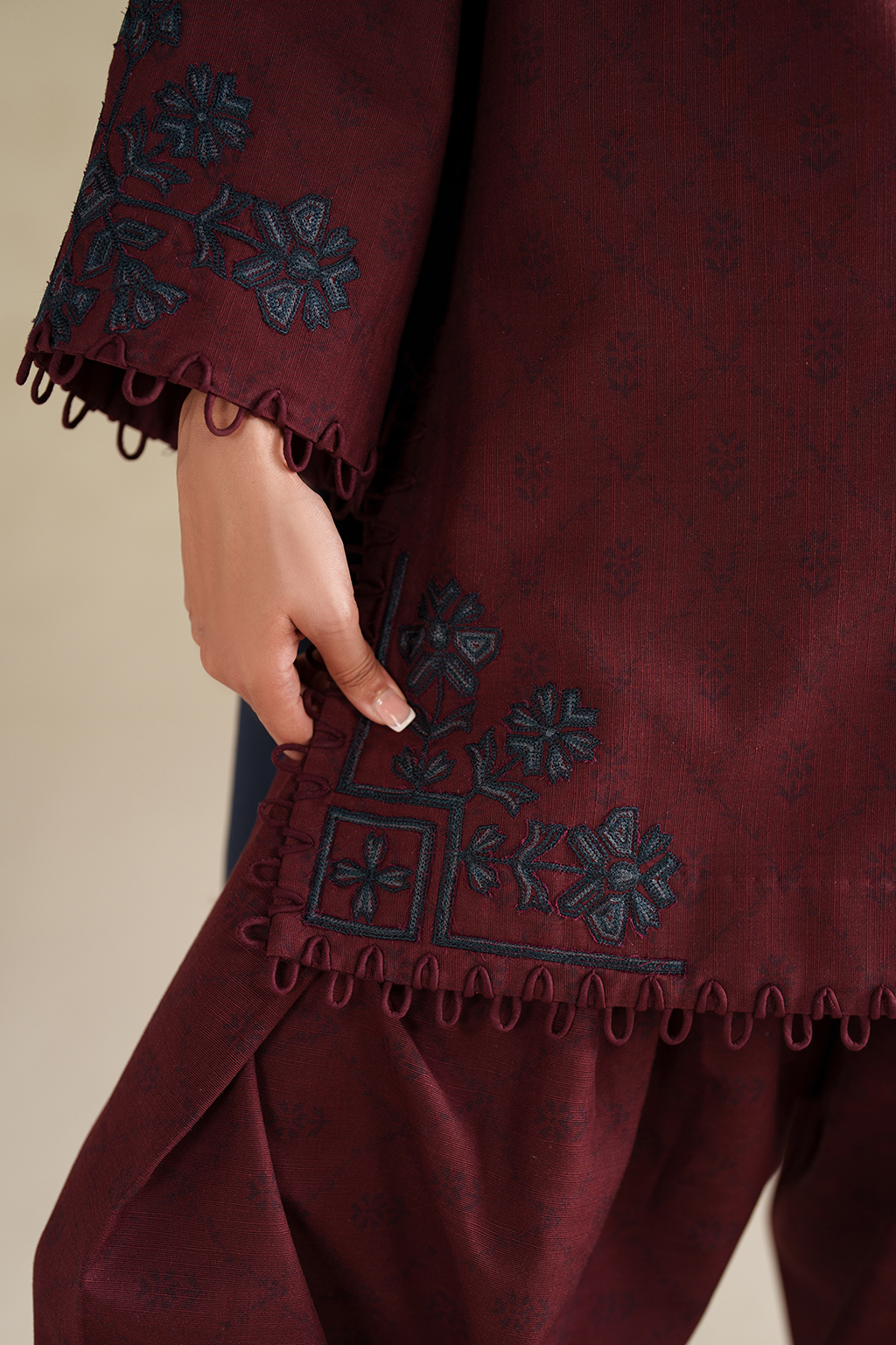 Iznik | Winter Chapter 25 | UE-592 Printed Khaddar by Iznik - Designer Dress - Type : Ladies Clothes - Available at Saira Sultan - 100% Original 