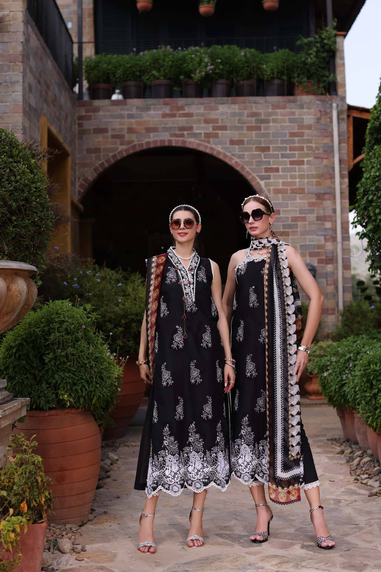 Noor by Saadia Asad | Eid Luxe Printkari 24 | D6 - Pakistani Designer Dress - by Noor by Saadia Asad | Type: Luxury - 100% Original at Saira Sultan