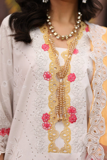 Charizma | Combination 25 | CCS-4-20 M Off White Lawn