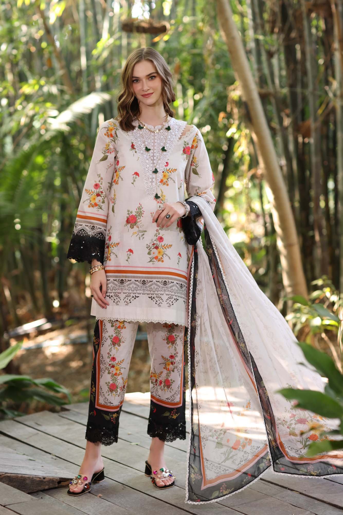 Noor by Saadia Asad | Eid Luxe Printedkari | D4-B XS Off White Lawn