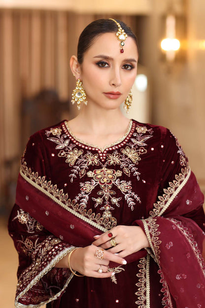 Noor by Saadia Asad | Handcrafted Velvet 25 | Naqsh by Noor by Saadia Asad - Designer Dress - Type : Ladies Clothes - Available at Saira Sultan - 100% Original 